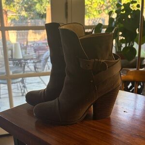 rag & bone  Brown Heeled Ankle Boots size 5